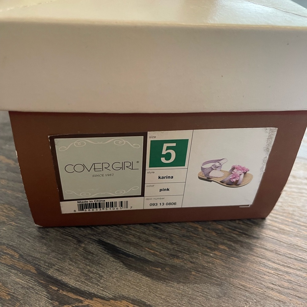 Pretty - Picture 4 of 4